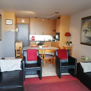 https://de-strandwandeling.ostend-hotel.net
